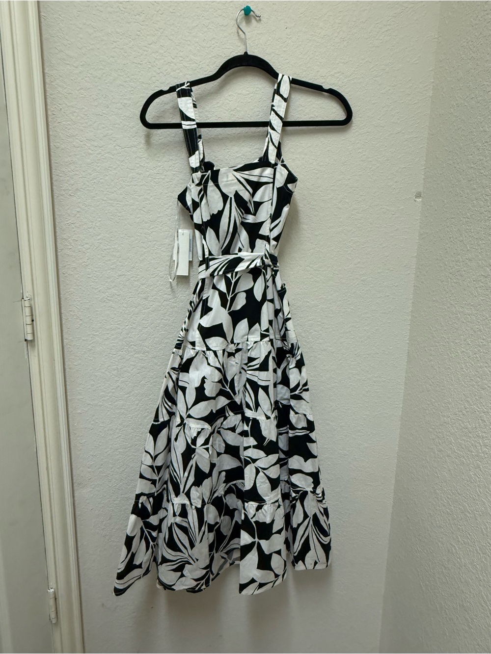 Black & White Leaf-Print Midi Dress with Tie Waist